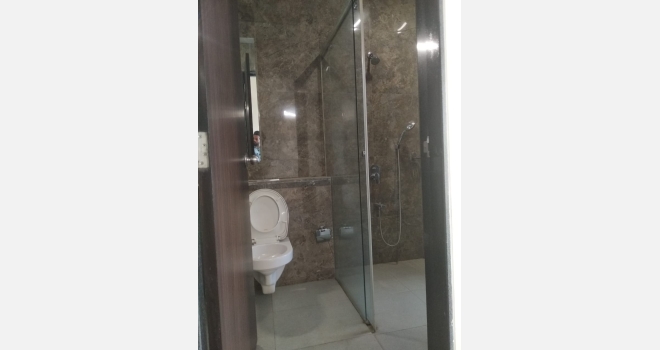 Luxurious 4 BHK flat for resale in Prestigious Signature tower, Powai