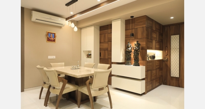 3 BHK resale flat interior done up in Hiranandani Gardens, Powai