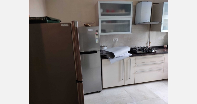 4 BHK Fully Furnished Flat in Signature Tower of Emerald Isle