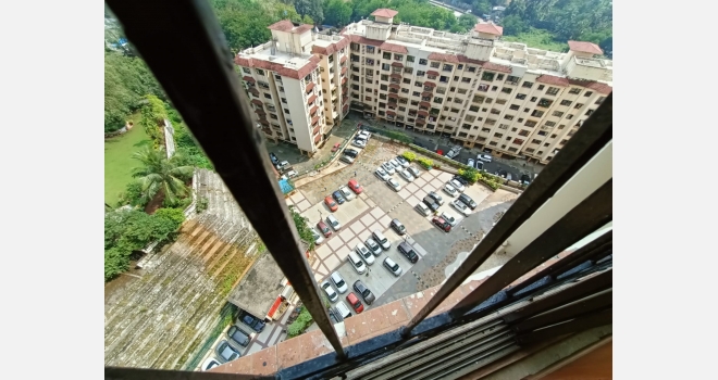 3.5 BHK with servants room for rent in Lake Homes, Lake Lucerene Building fully furnished with white goods
