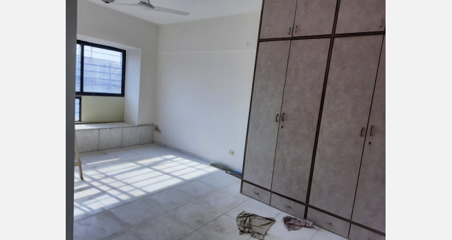2 BHK Resale flat in Raheja Vihar Complex, Chandivali Powai