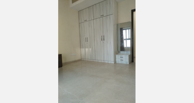 Luxurious 4 BHK flat for resale in Prestigious Signature tower, Powai