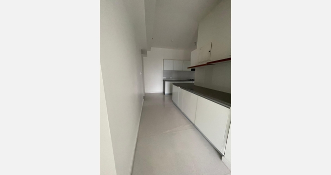 4 BHK Luxurious flat available for resale in Godrej The Trees, Vikhroli