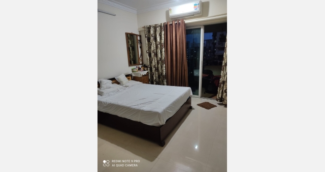 Available 3bhk for Sale  with Big Balcony Garden facing