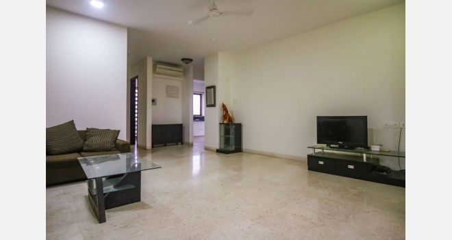 3 BHK for lease in iconic tower of Lake Front Solitaire, Powai